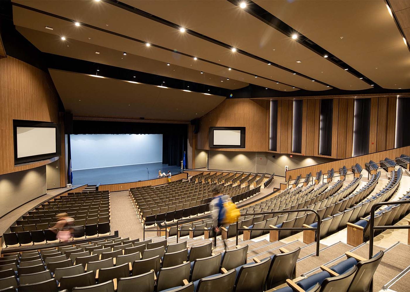 1_Auditorium_Jarrell-HS-Additions_Jarrell-ISD_05_MedRes