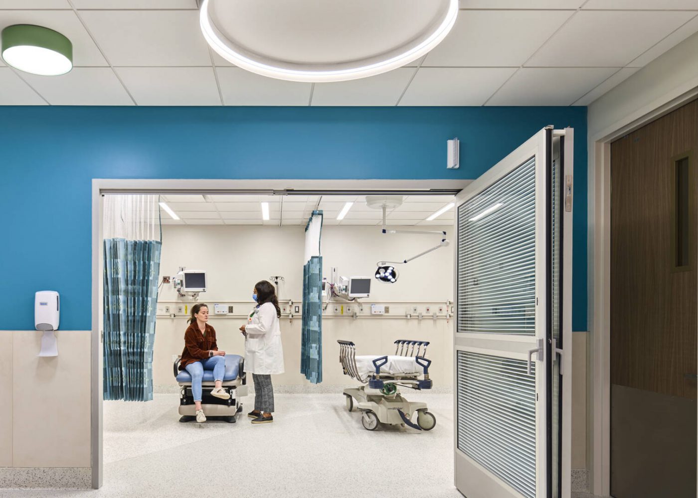 220314_MtSinaiPedsED_shot4_0287-1920x1080