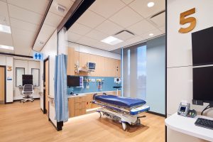 220809_MSKCC_KochEndo_shot5_0333_medres