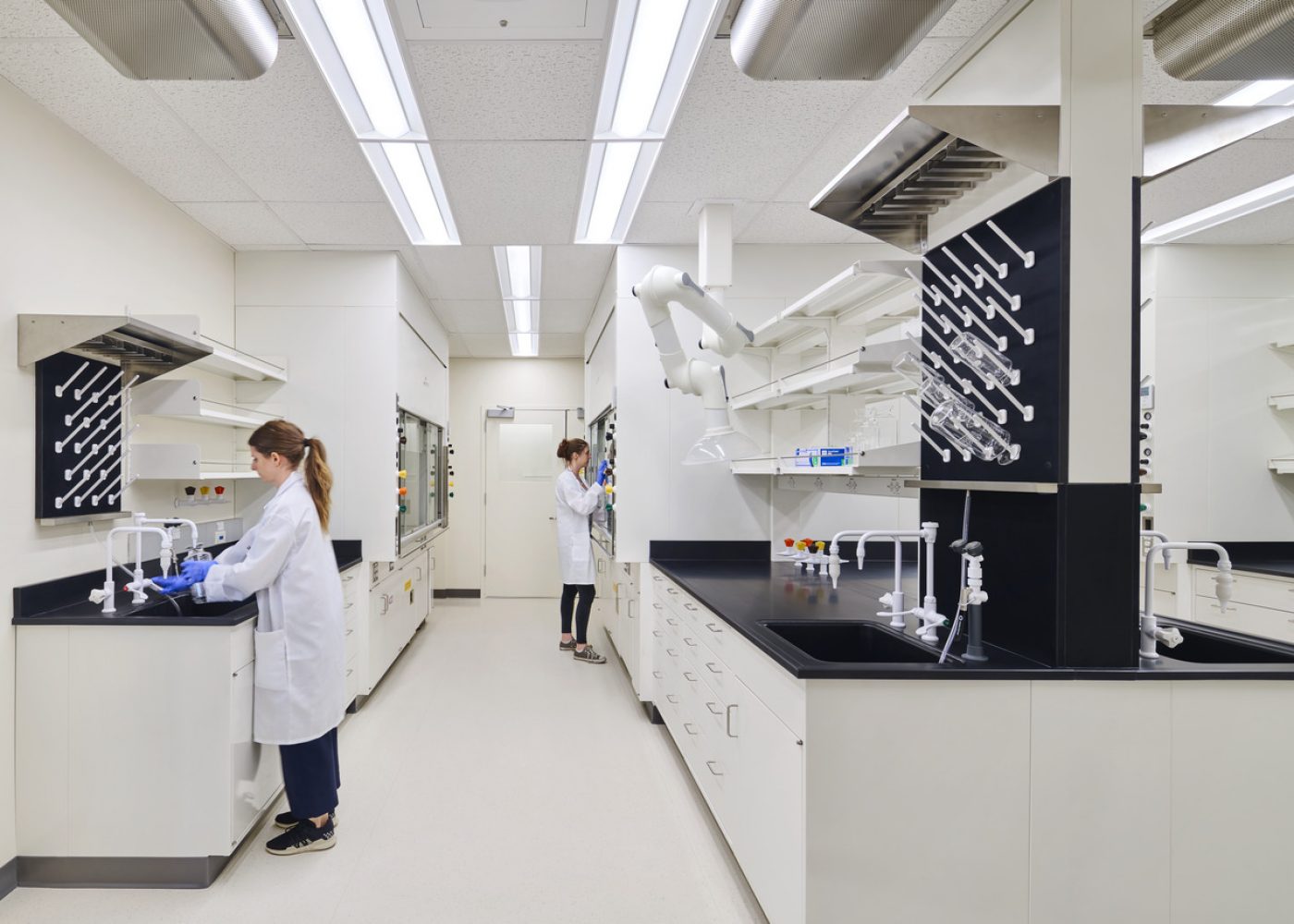 220913_MSKCCRockLabs_shot3_0250_jpg