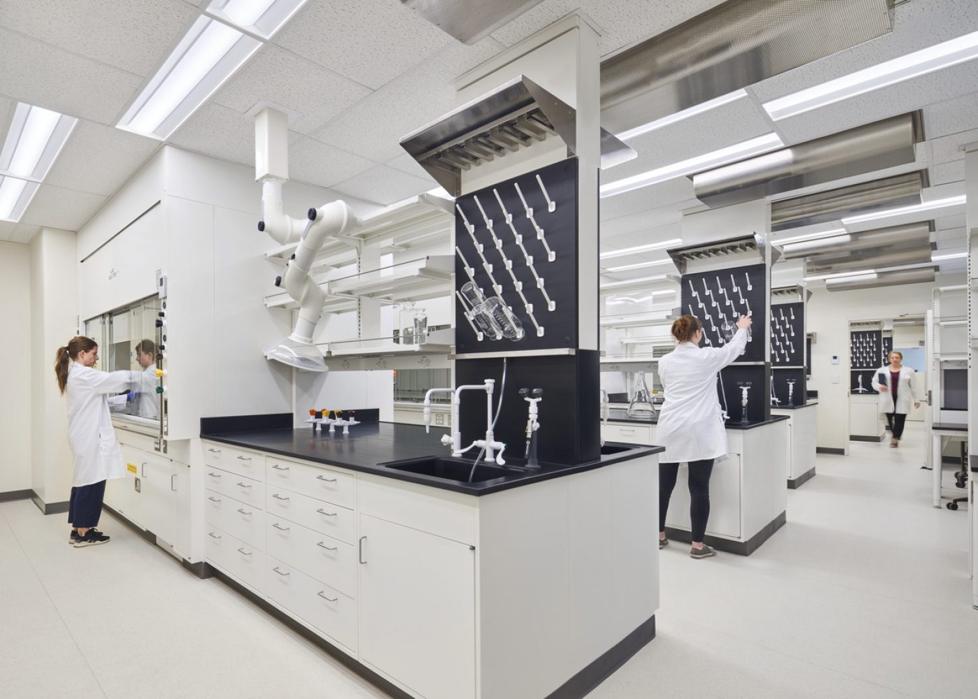 220913_MSKCCRockLabs_shot4_0294_jpg