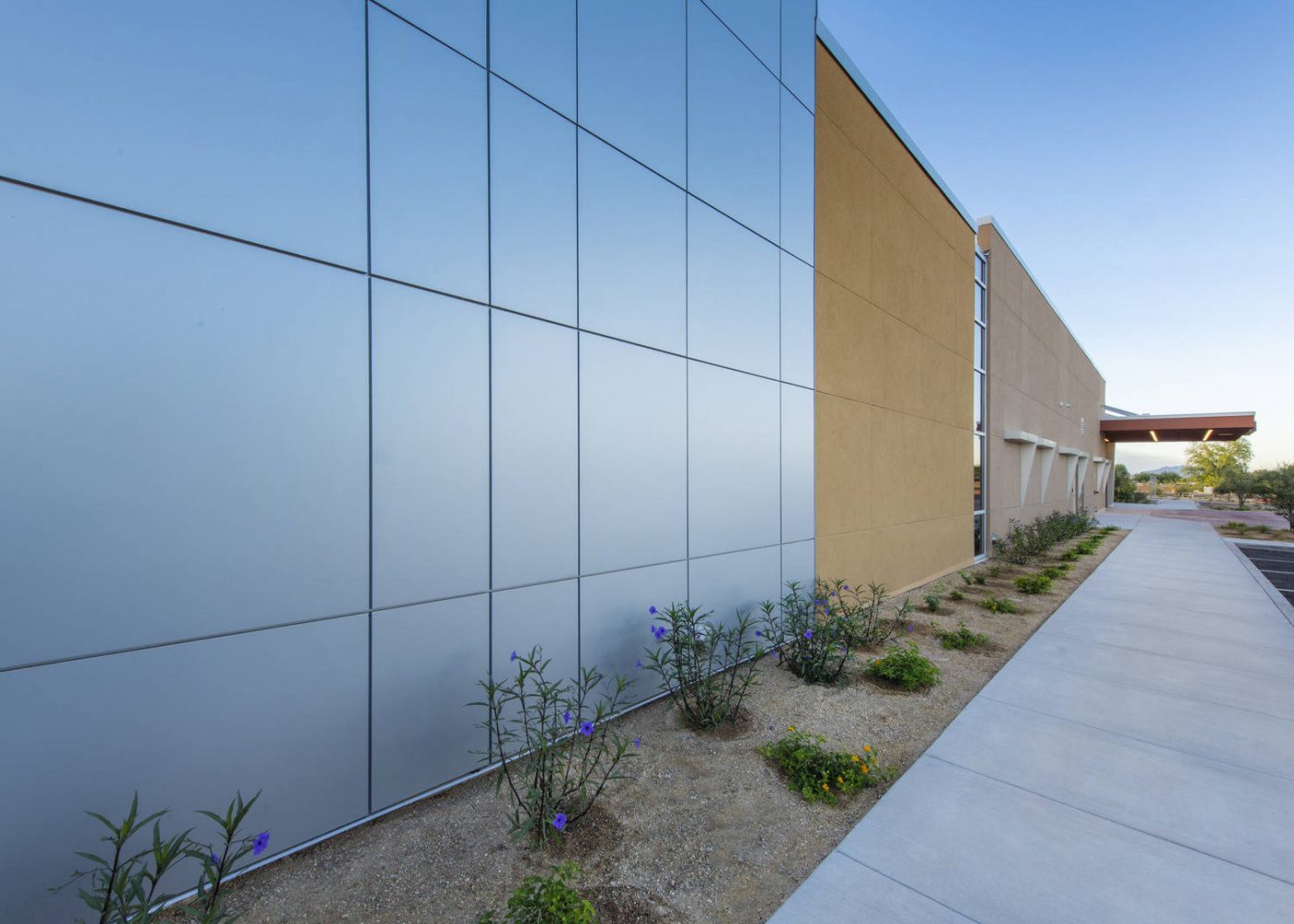 3017024c_N35_e4hweb-1620x1080