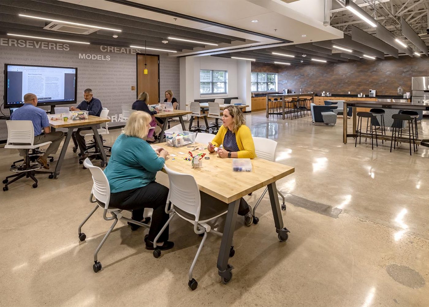 4_Breakroom_Hammerlun-Center