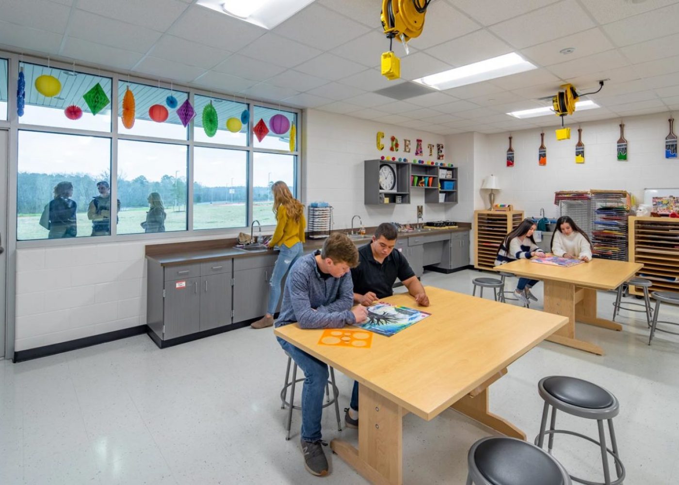 5_Classroom-1300x867