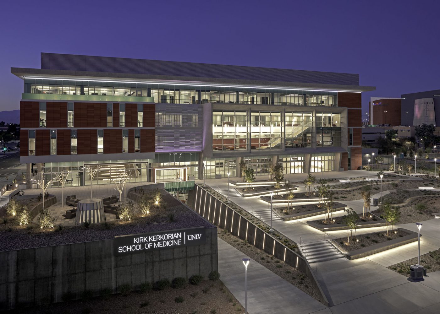 TSK Architects, M.J. Dean Construction / UNLV Medical School /  Photography by Tom Bonner  /  Job ID 6668