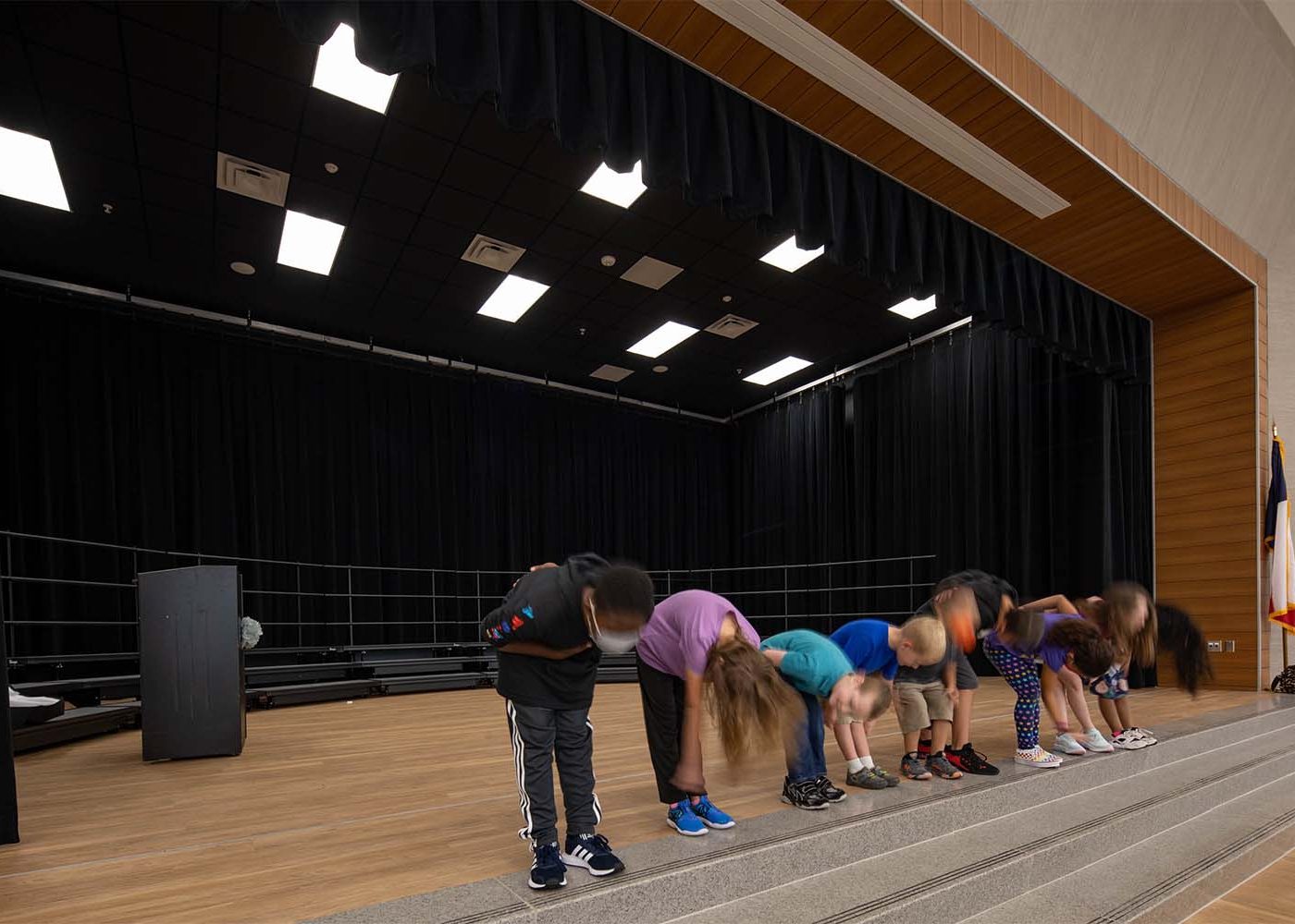 7_Cafetorium_Killeen-ES_Killeen-ISD_02_MedRes