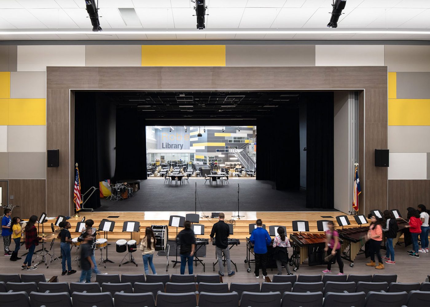 Auditorium_Roberson-Middle-School_Spring-ISD_02_MedRes