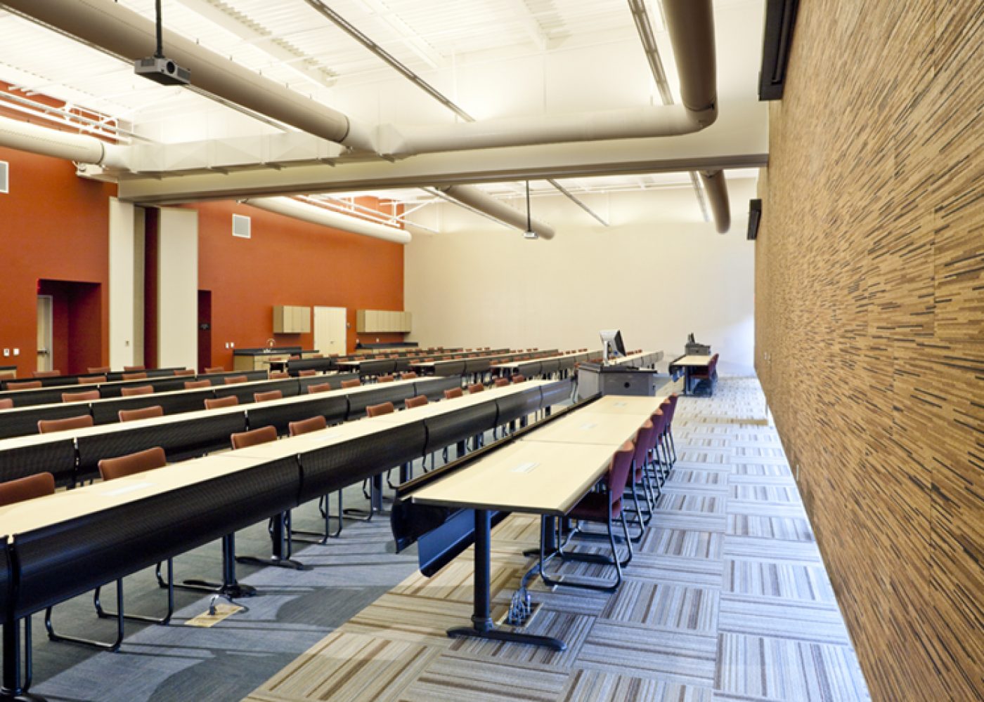 COH_Police_train_01R