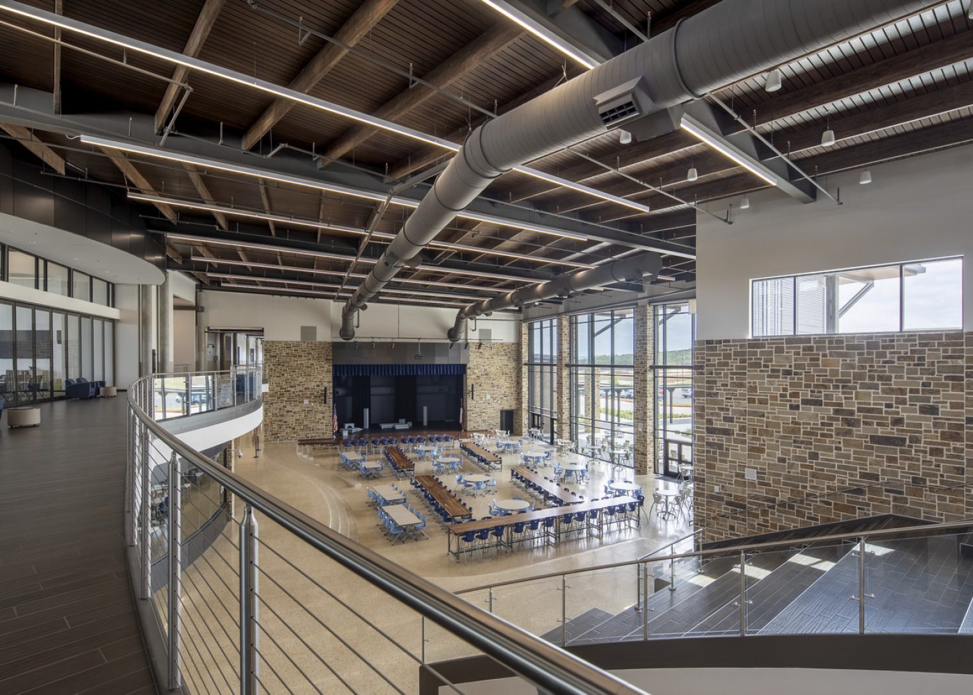 Cafetorium_Hal-Peterson-MS_Kerrville-ISD_02_jpg