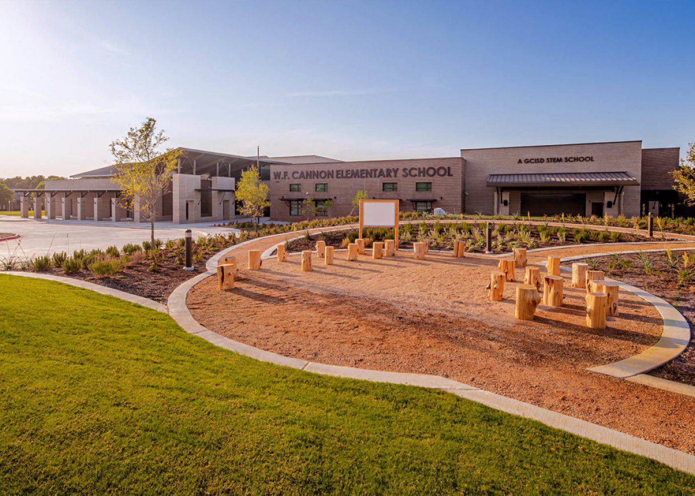 Cannon-ES-Gallery-3-1300x867