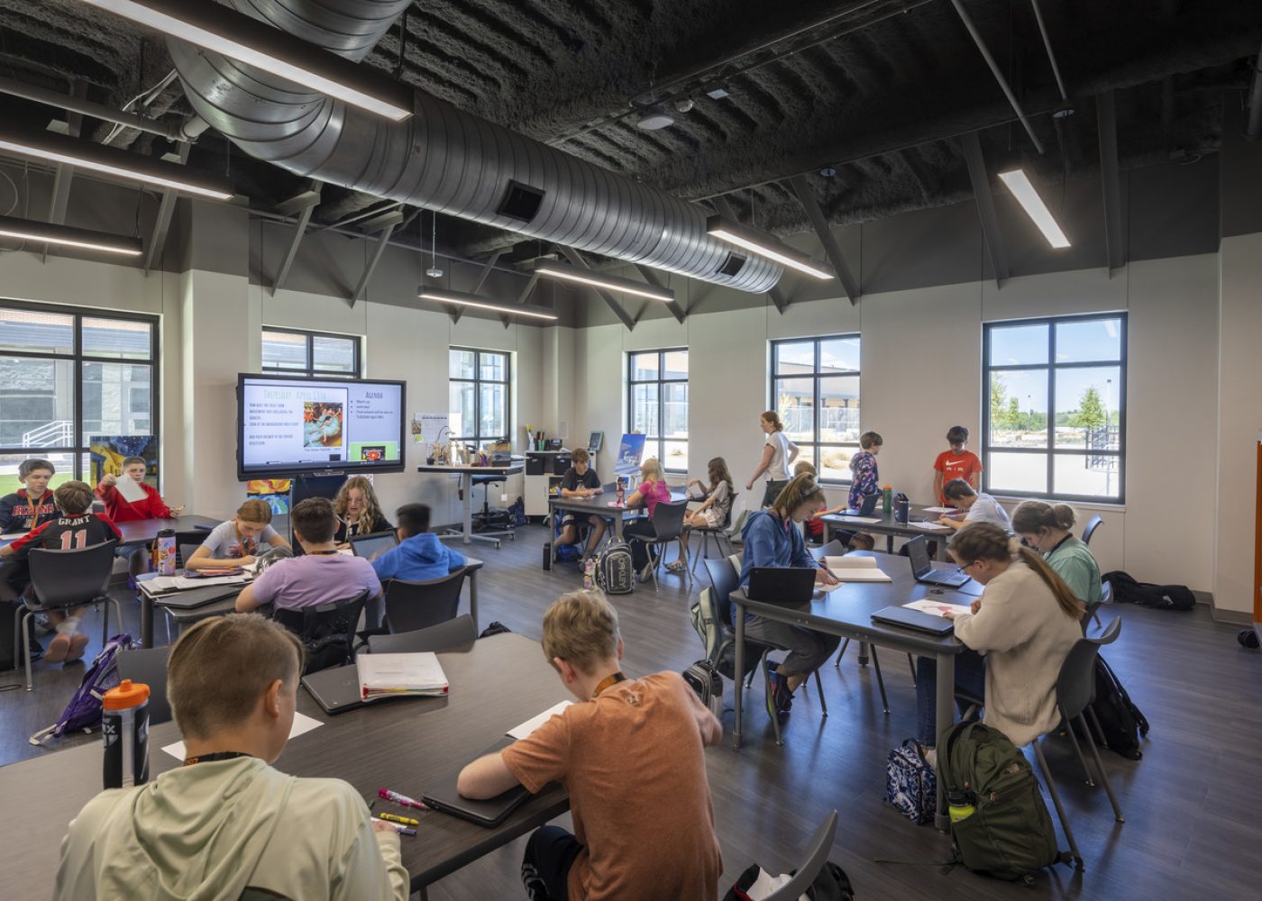 Classroom_McAnally-Middle-School_Aledo-ISD_04_jpg