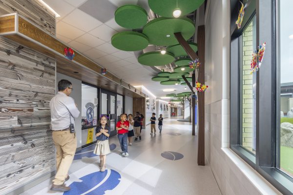 Corridor_Martinez ELC_Alief ISD-2_medres