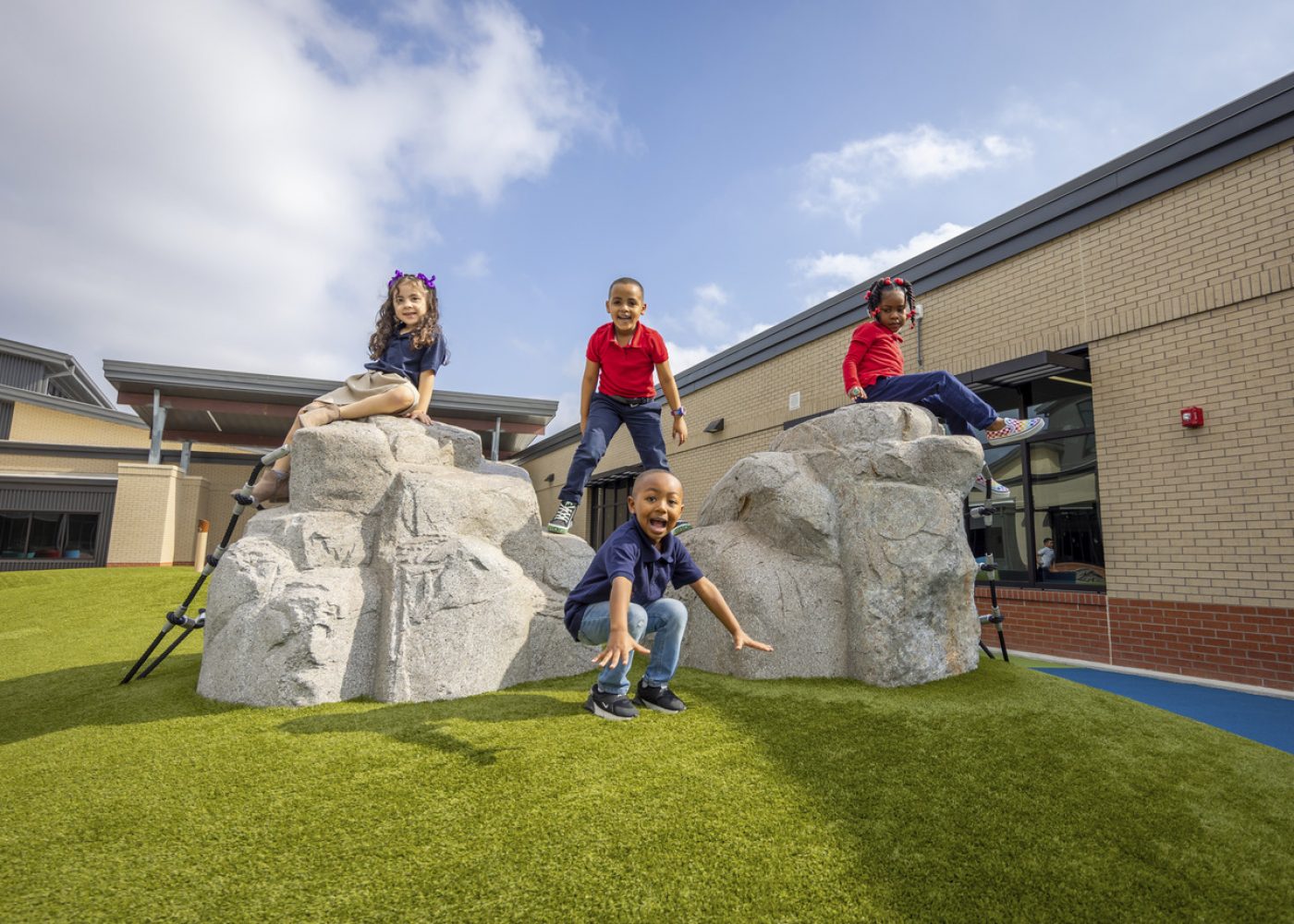 Courtyard_Martinez-ELC_Alief-ISD-6_jpg