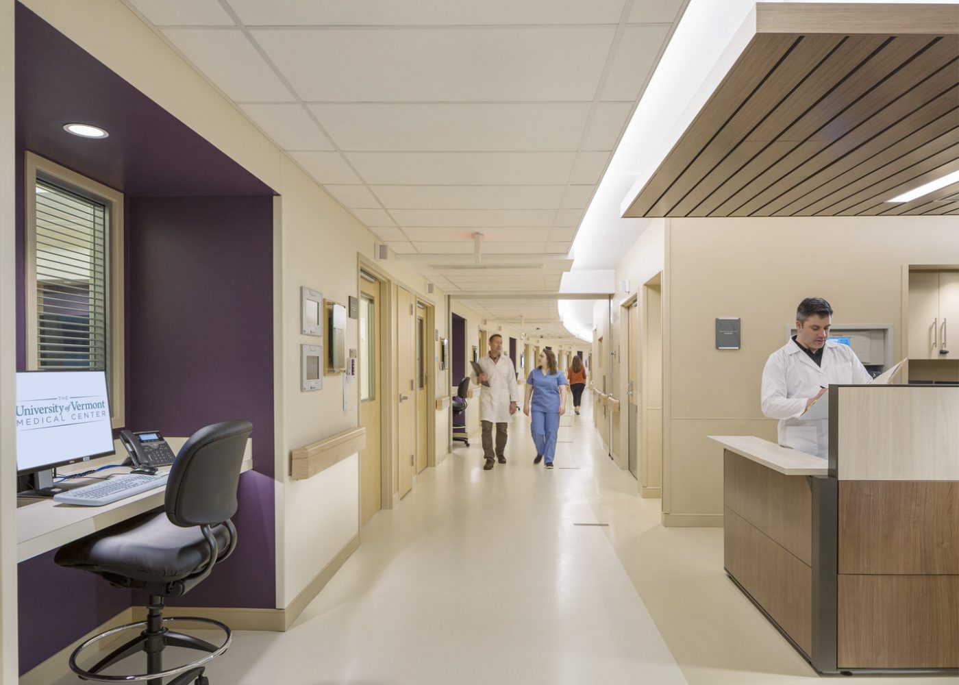 E4H108_N32_medium-1378x1080