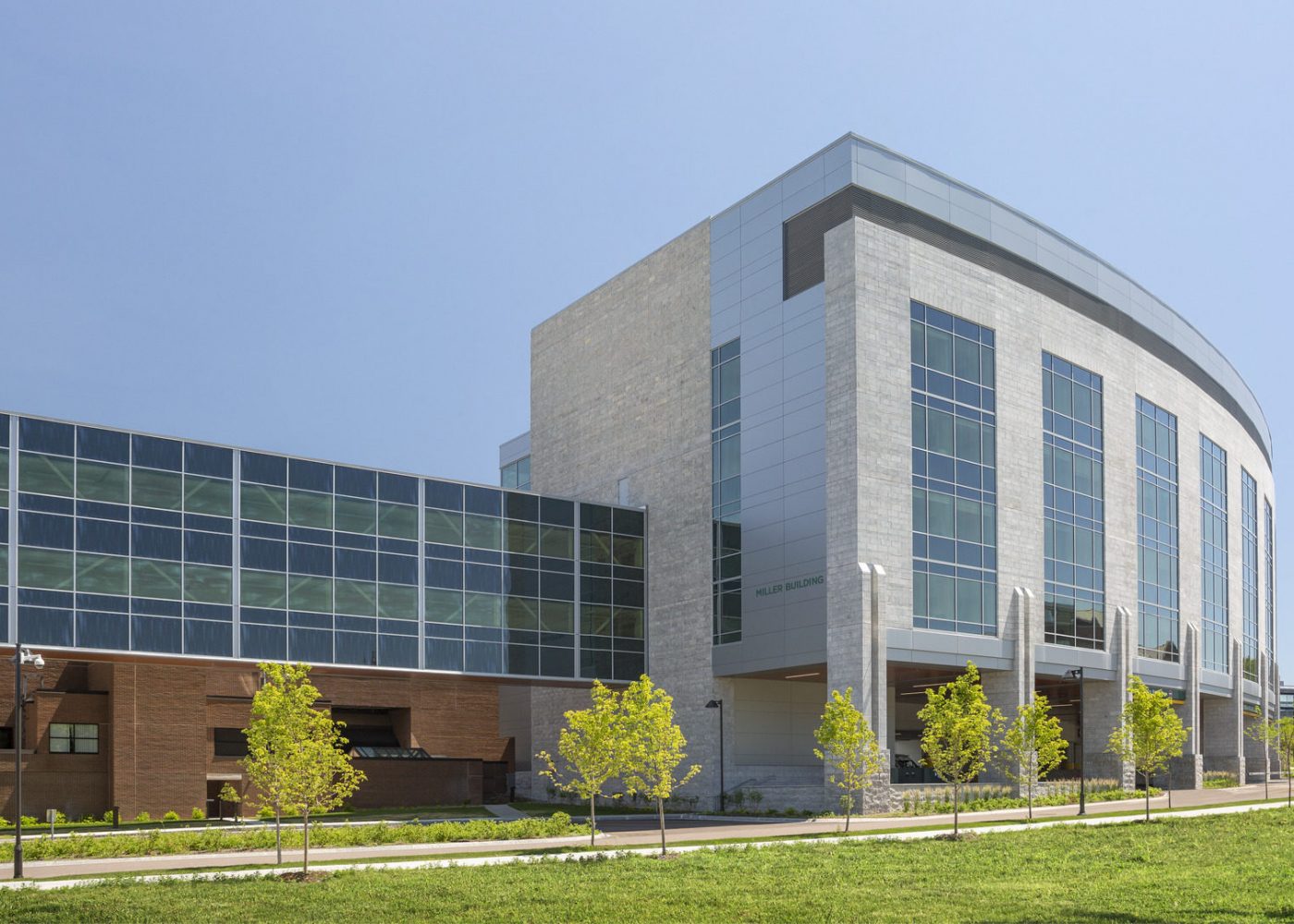 E4H108_N40_e4hweb-1838x1080