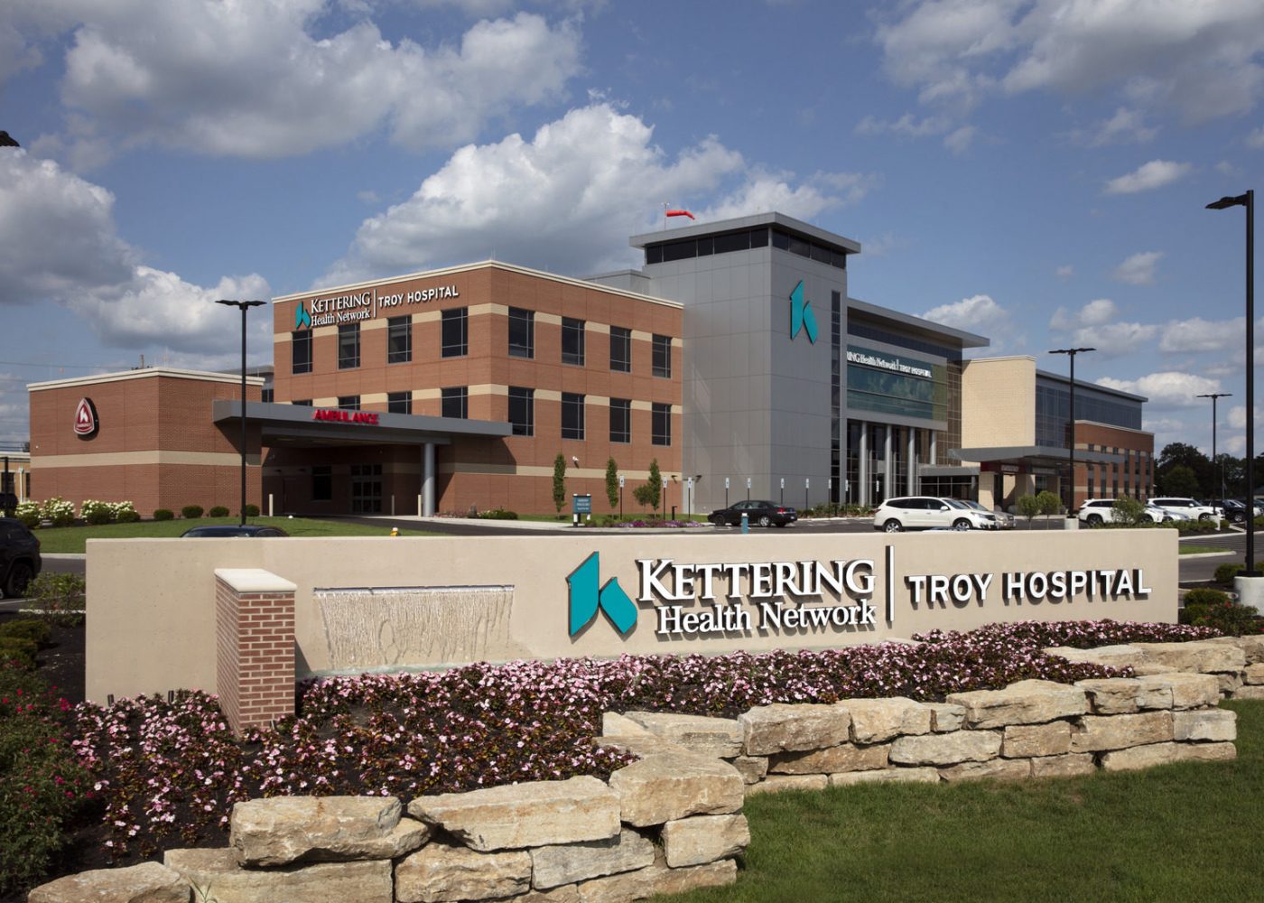 E4HTX_04_N83_e4hweb-1629x1080