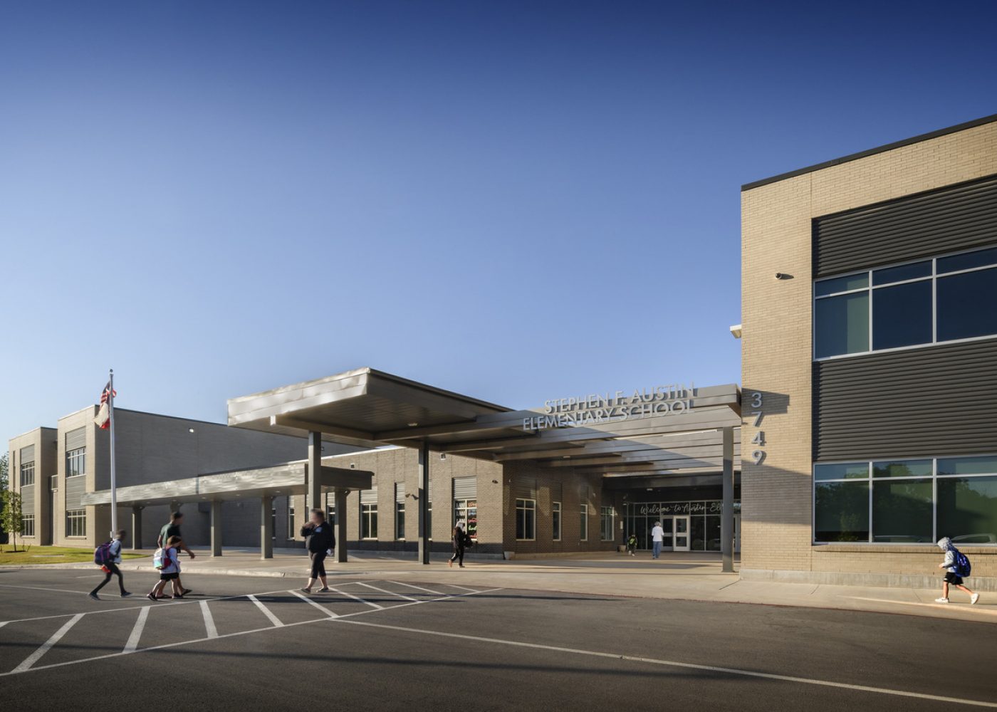 Exterior_Austin-Elementary-School_Abilene-ISD_02_jpg