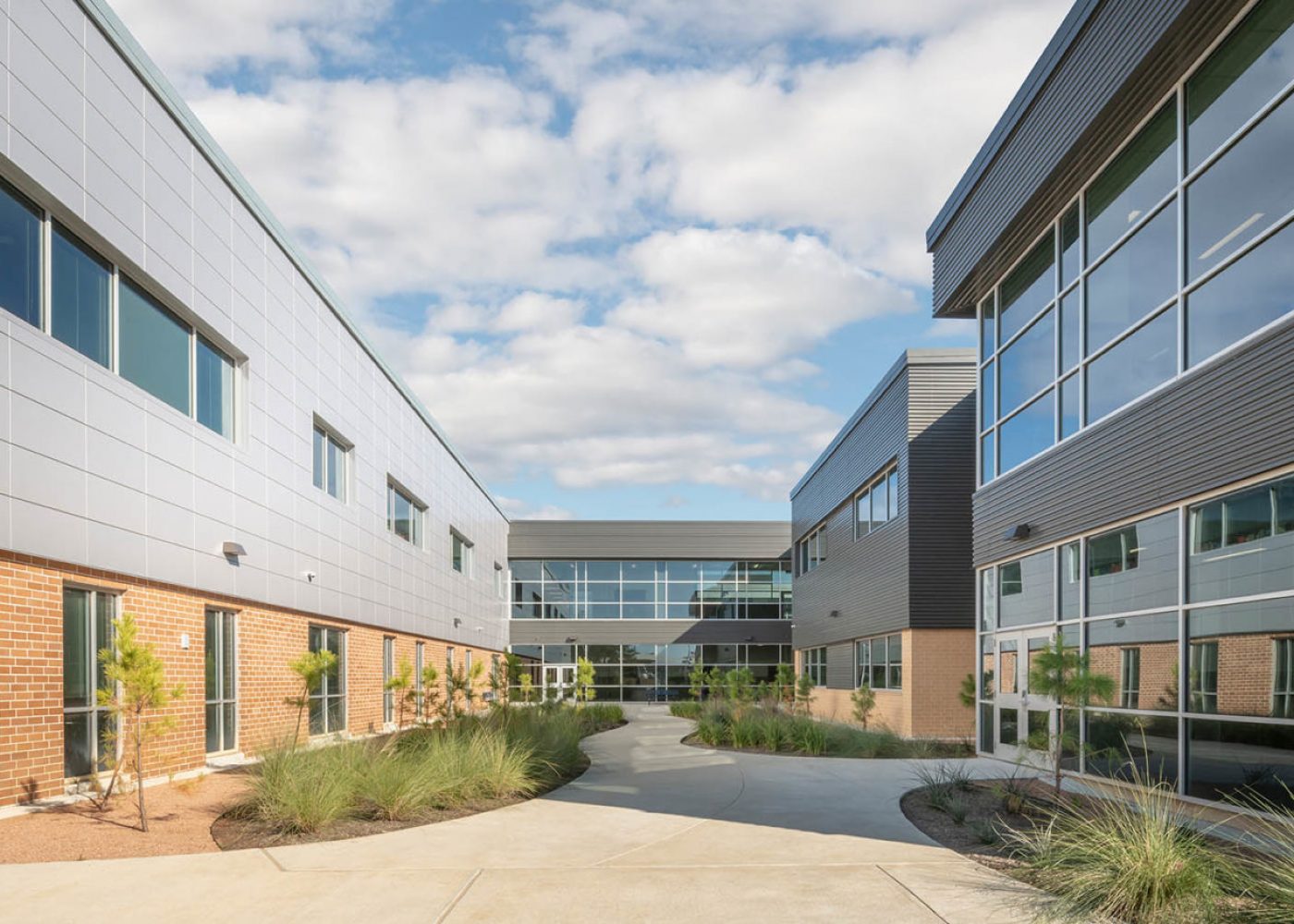 Hofius-IS-Klein-Gallery-2-1300x867