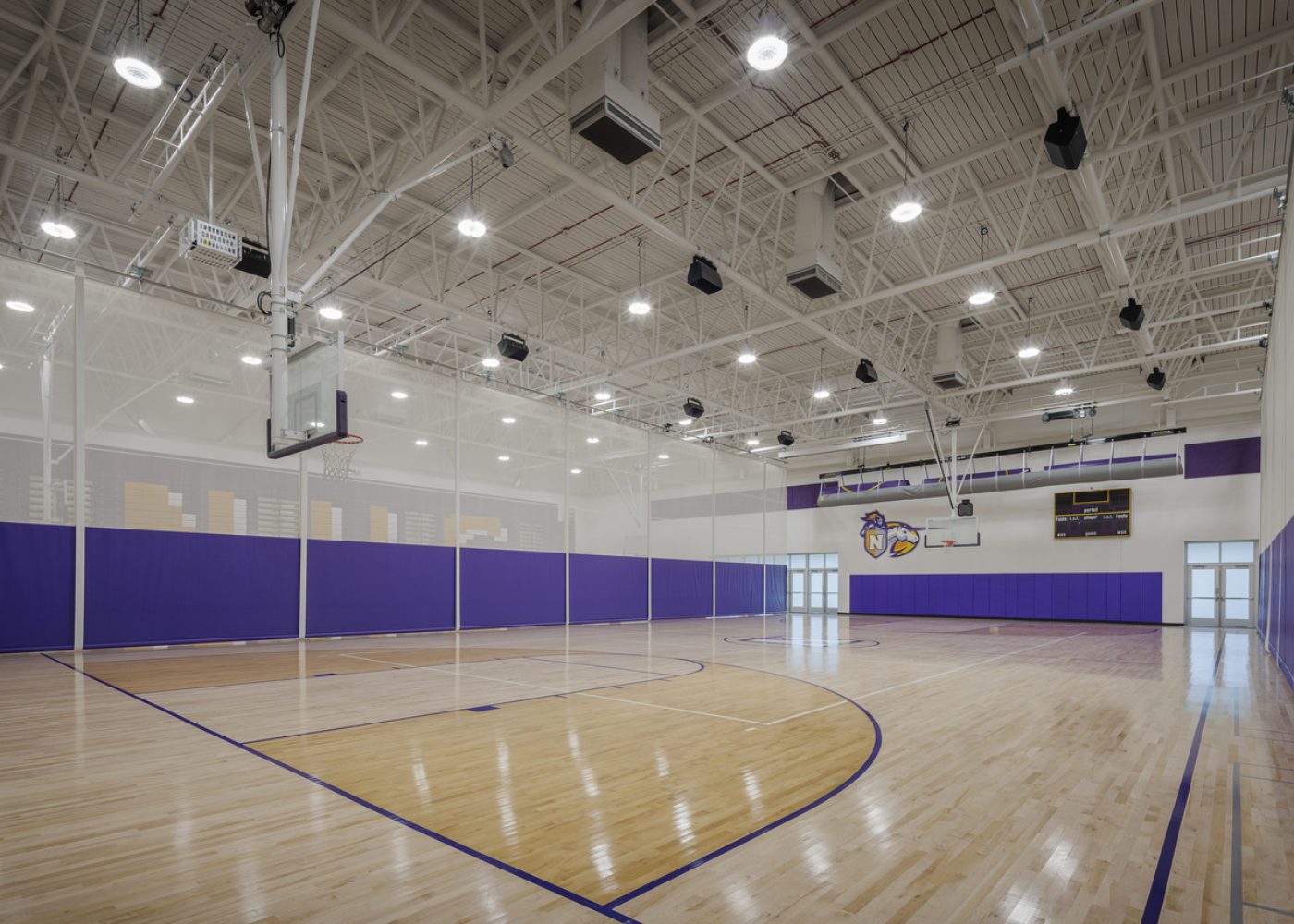 Huckabee_NorwalkHSGym_014_jpg