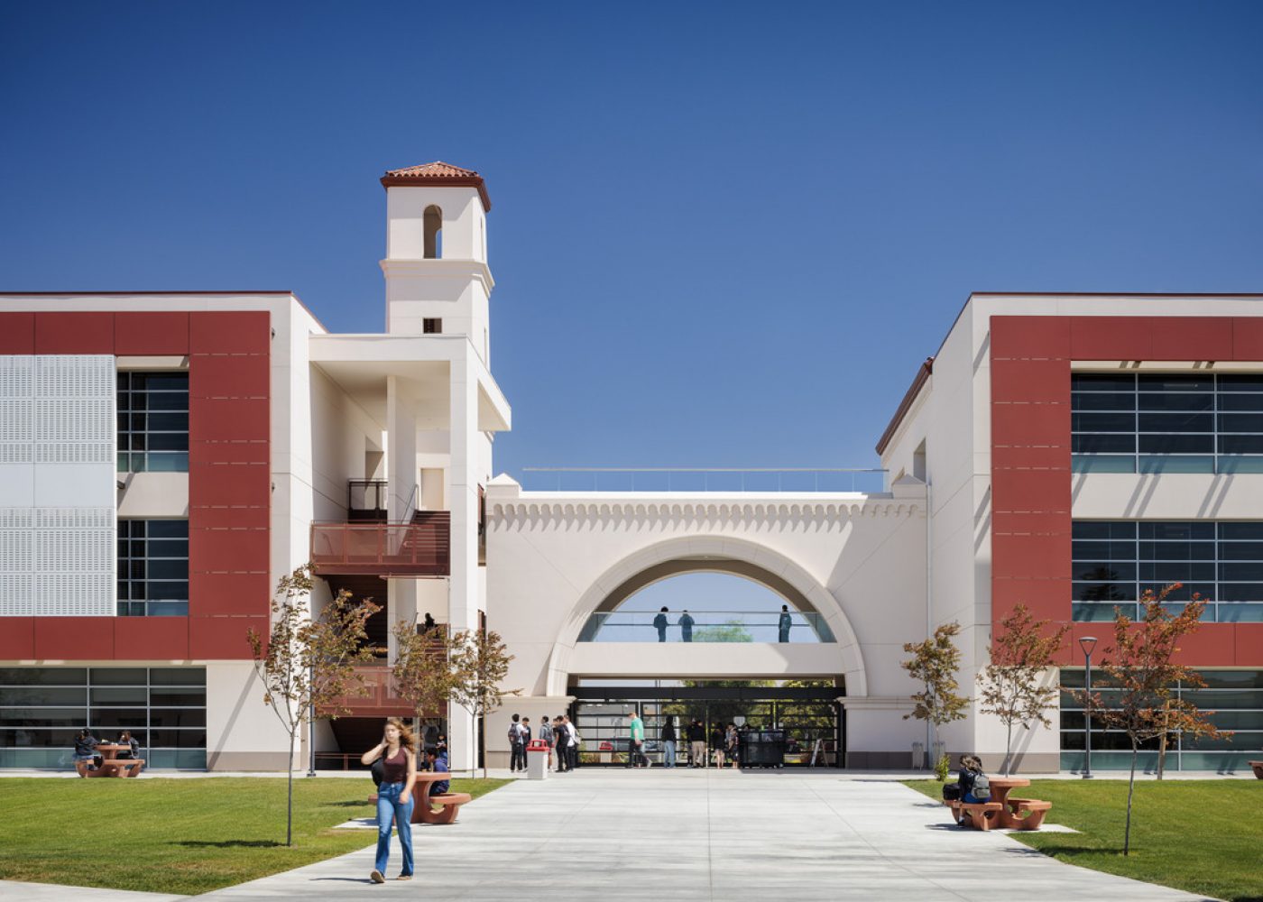 Renovated and newly designed and constructed classroom building on the campus of Santa Maria High School and CTE classrooms at mutliple campuses in Santa Maria School District. Designed by Huckabee, Los Angeles, California office.