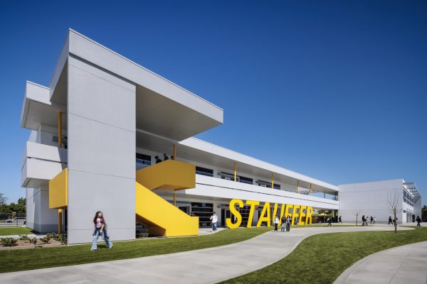 New middle school classroom building on the campus of Stauffer Middle School in Downey, California designed by Huckabee.
