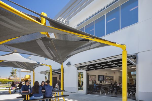 New middle school classroom building on the campus of Stauffer Middle School in Downey, California designed by Huckabee.