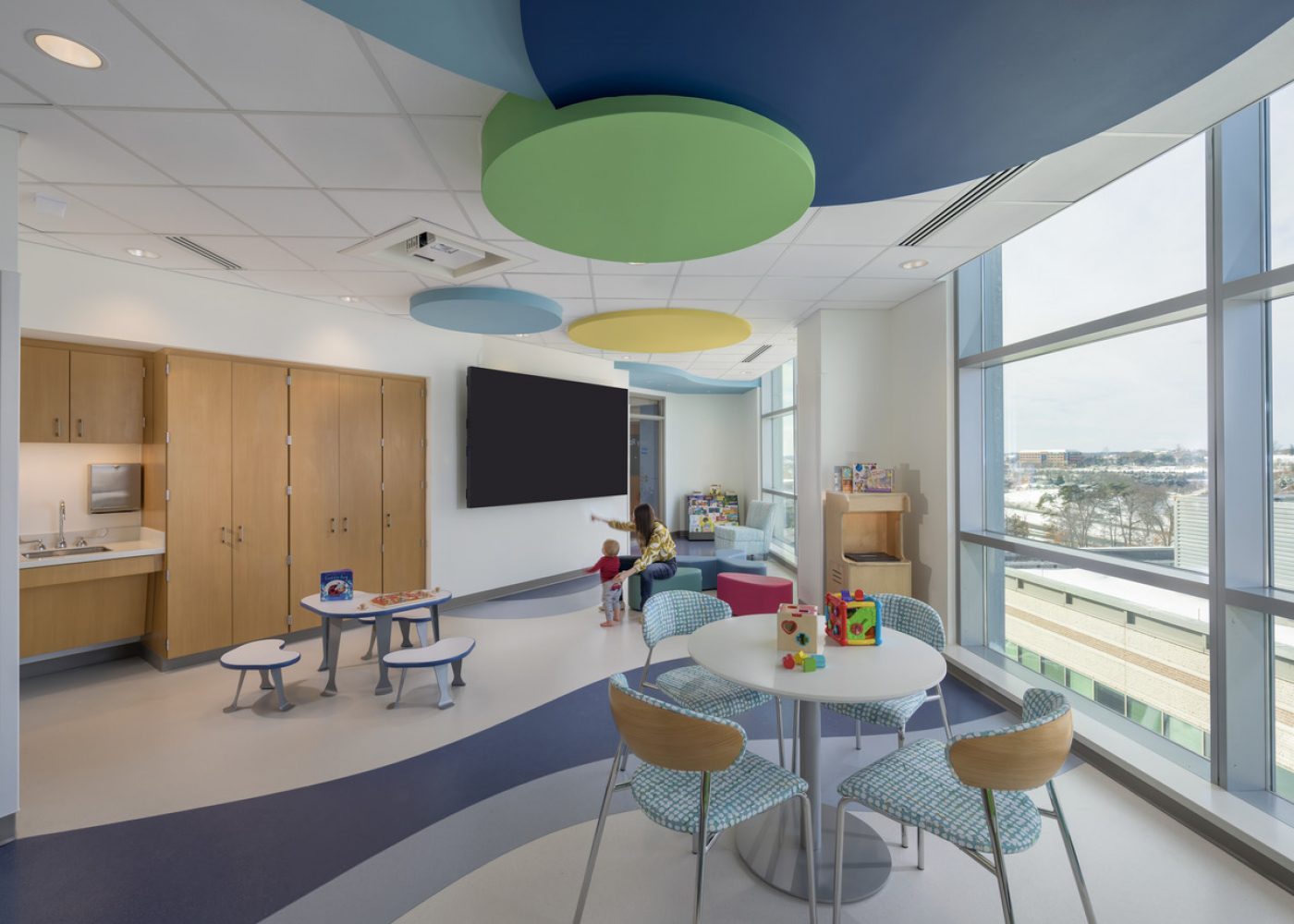 Interior design image of Inova Loudoun Hospital 6th  Floor by Carson King of CPI Productions