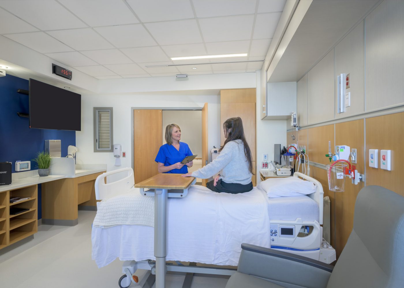 Interior design image of Inova Loudoun Hospital 6th  Floor by Jeffrey Sauers of CPI Productions