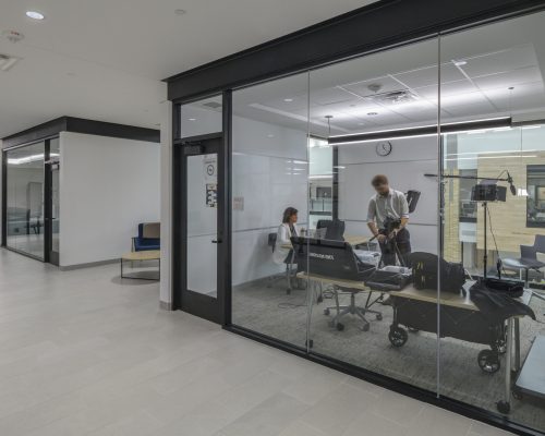 LearningPod7688_medres