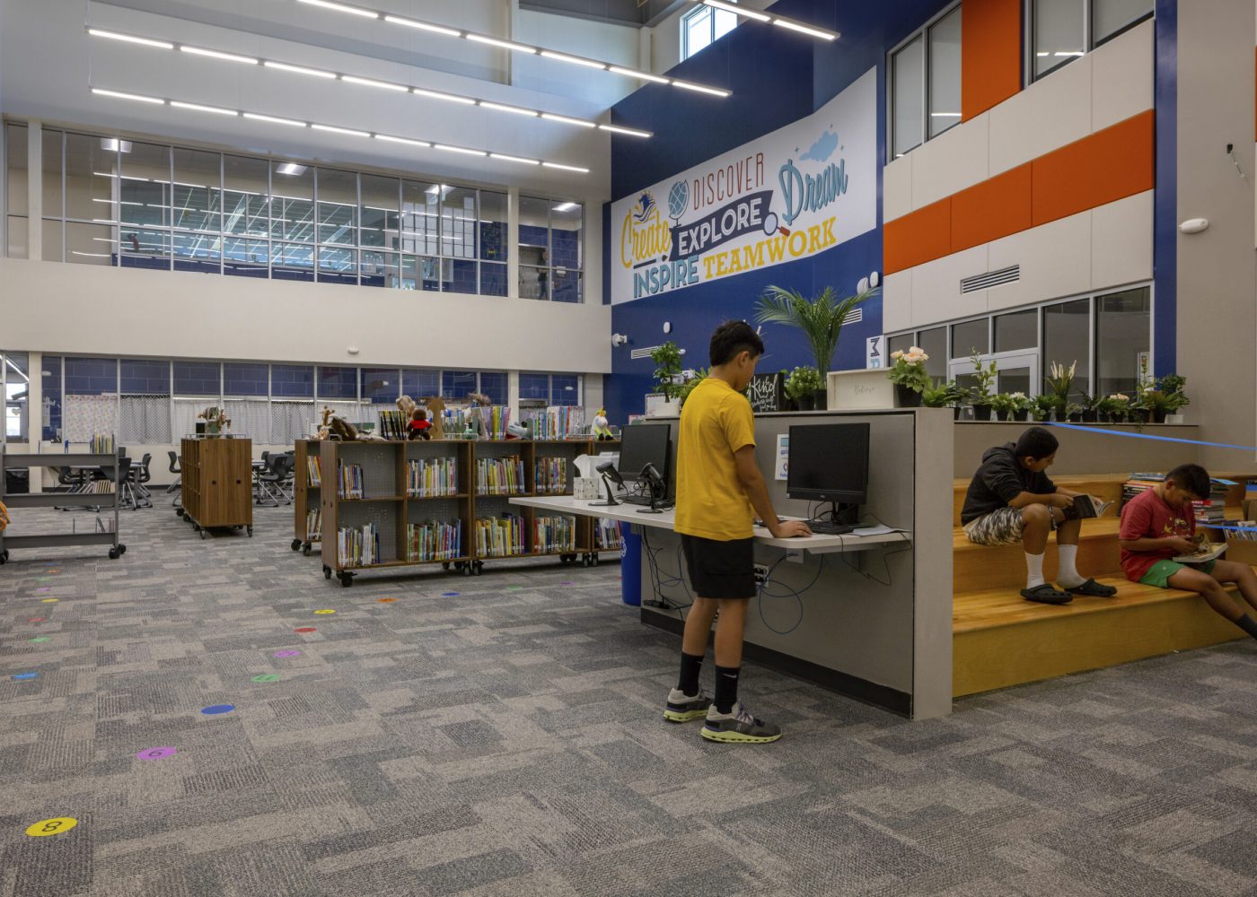 Library-Sunfield_Elementary_School-Hays_CISD-05_medres