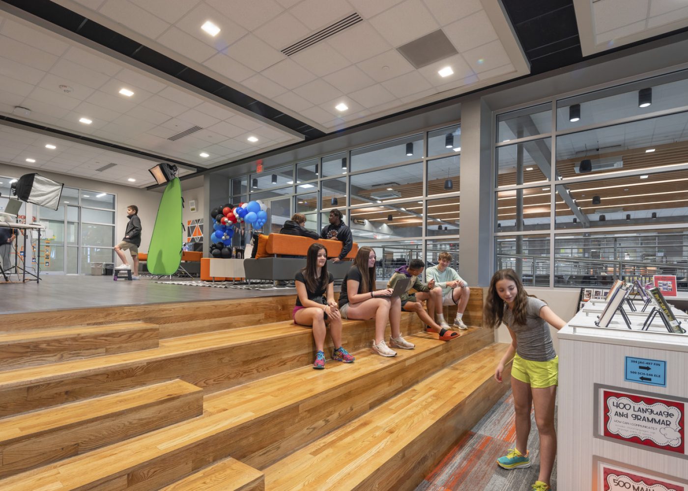 Library_Aledo-Middle-School_Aledo-ISD_02_jpg