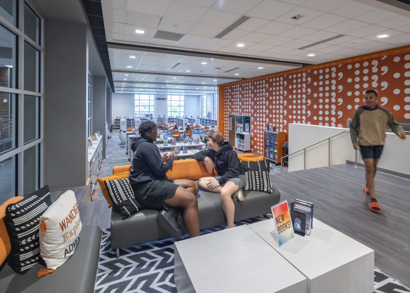 Library_Aledo-Middle-School_Aledo-ISD_03_jpg