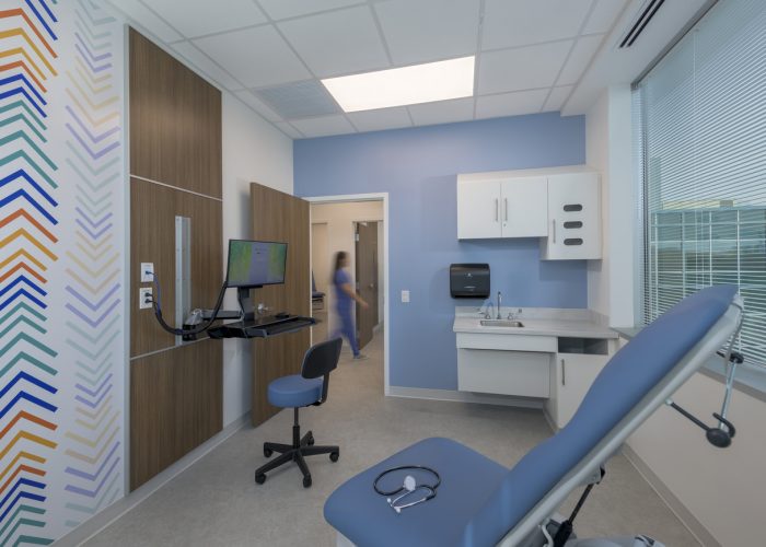 Interior design image of Mary Washington Hospital Tompkins Martin Plaza 4th Floor in Fredericksburg VA by Jeffrey Sauers of CPI Productions