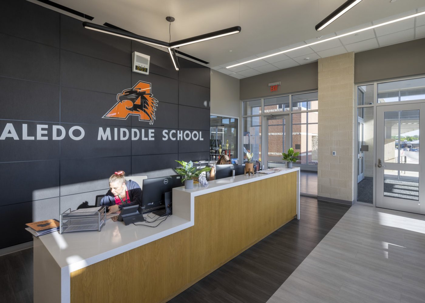 Reception_Aledo-Middle-School_Aledo-ISD_01_jpg