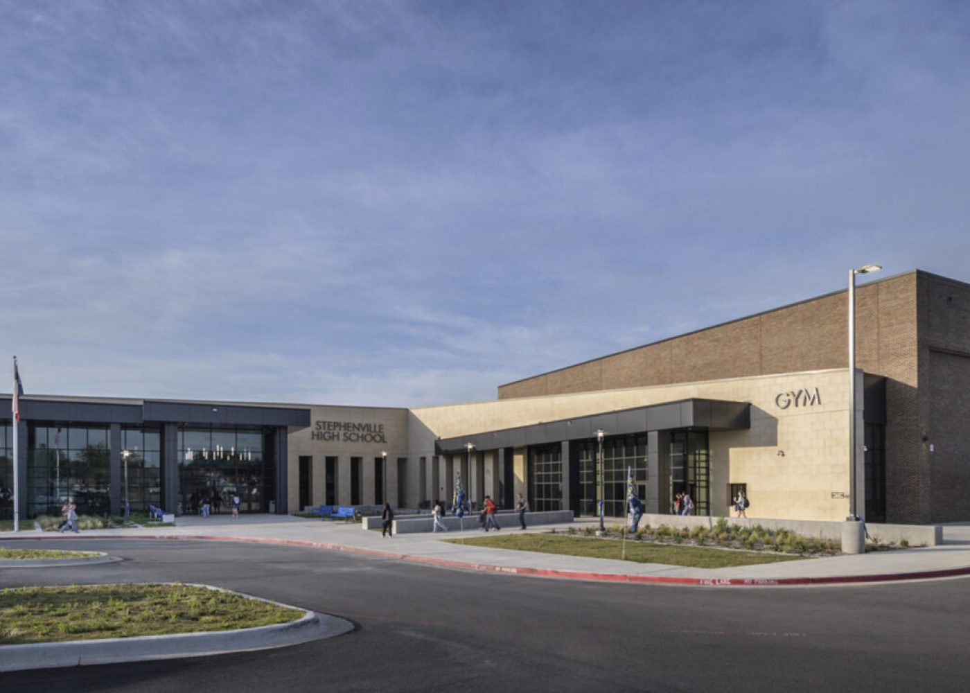 SHS8584_web-1300x731