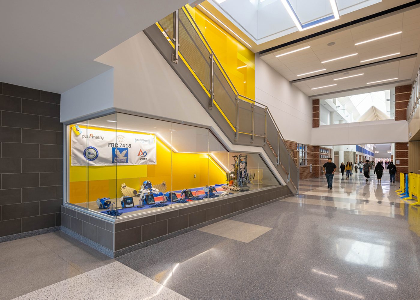 SLIDER_Corridor_Channelview-High-School_Channelview-ISD-01