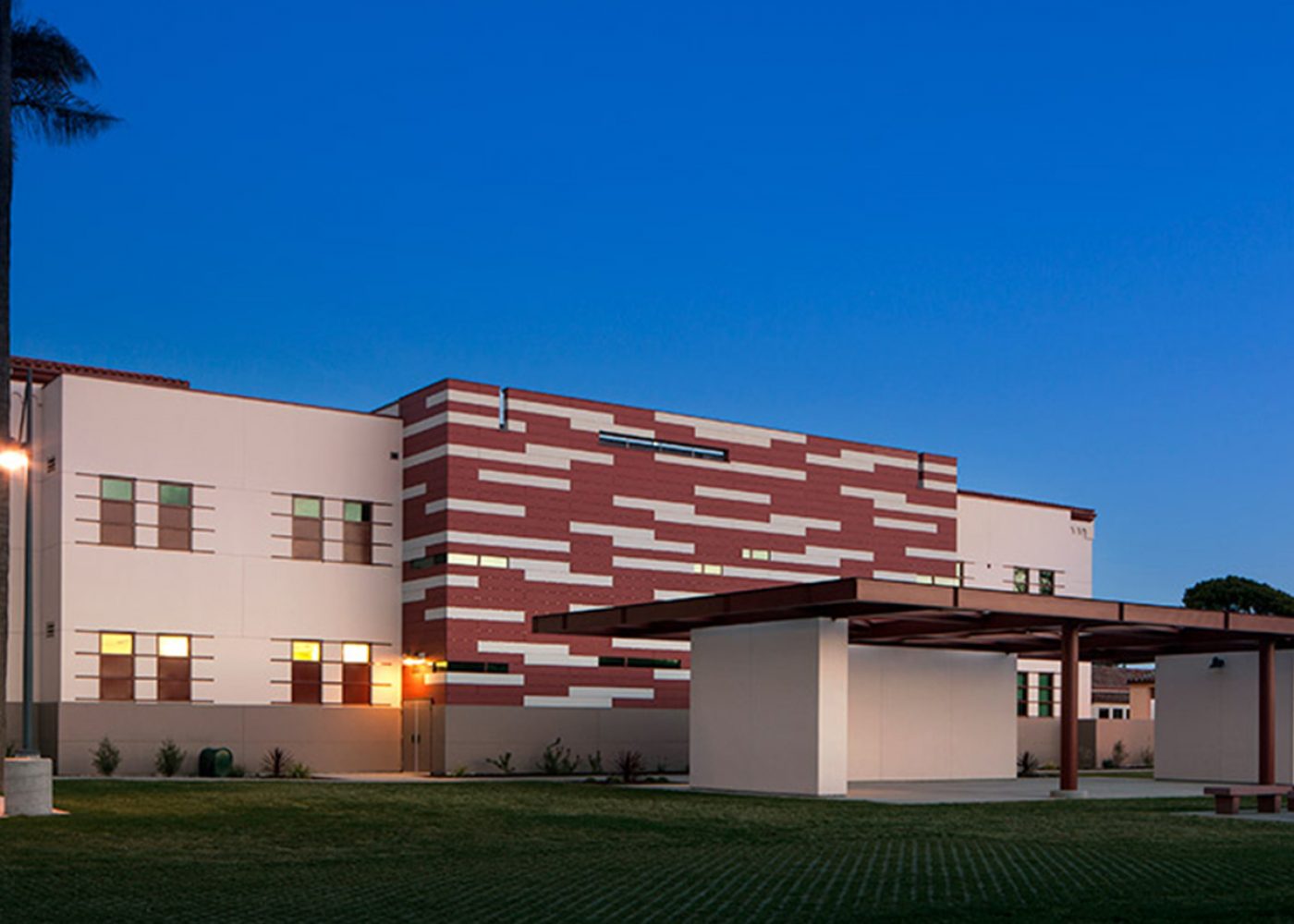Santa Maria High School by Rachlin Partners - Photography by Tom