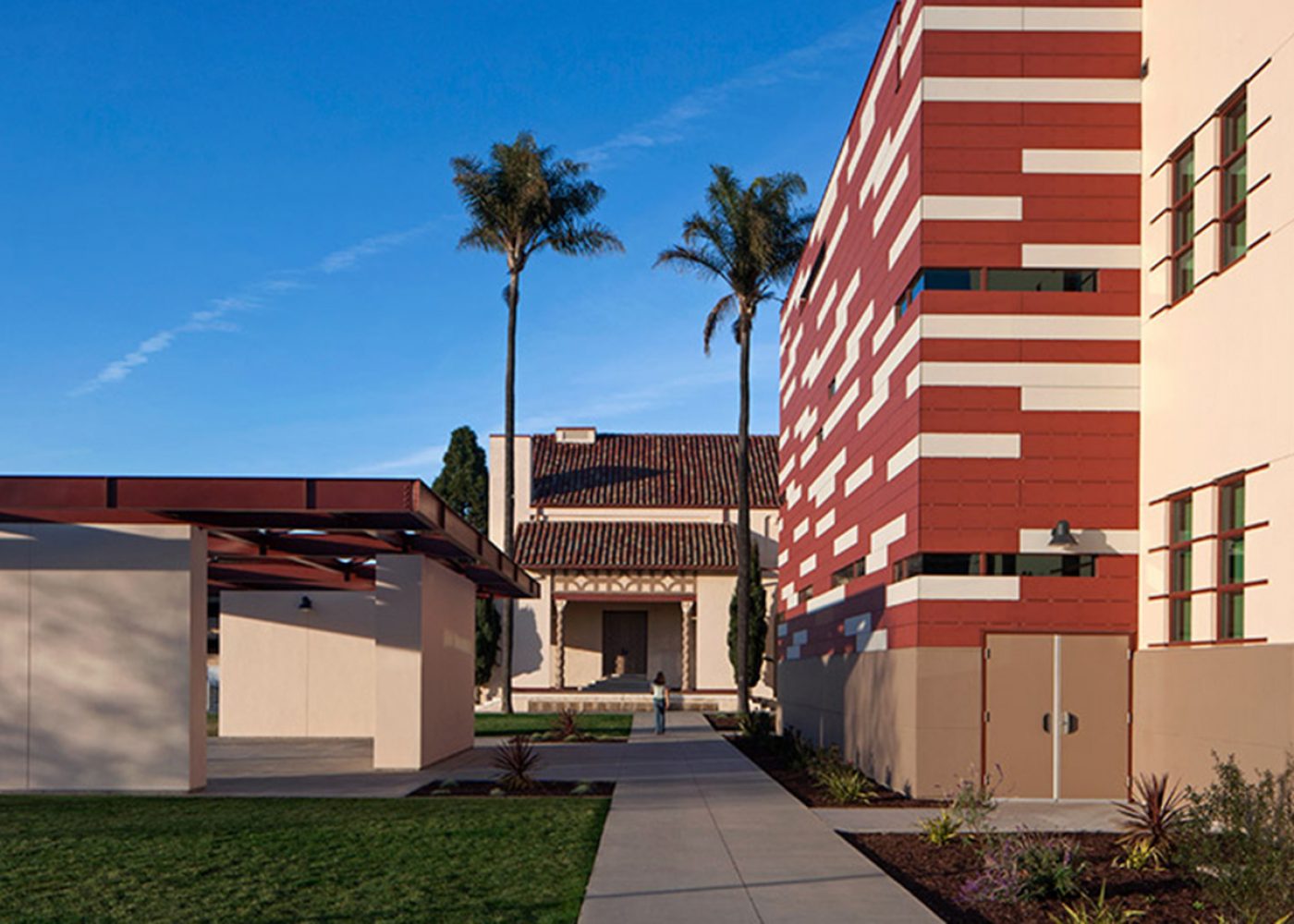 Santa Maria High School by Rachlin Partners - Photography by Tom