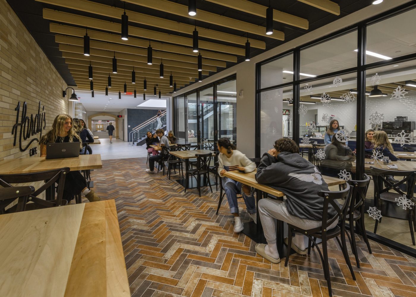 Walnut-Grove-HS-Prosper-ISD-Gallery_05