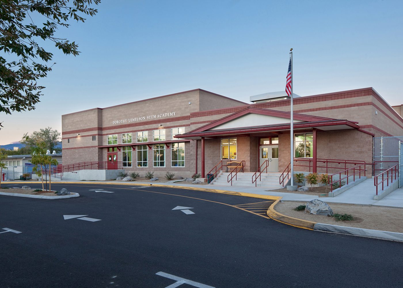 dorothy-lemelson-stem-academy-1