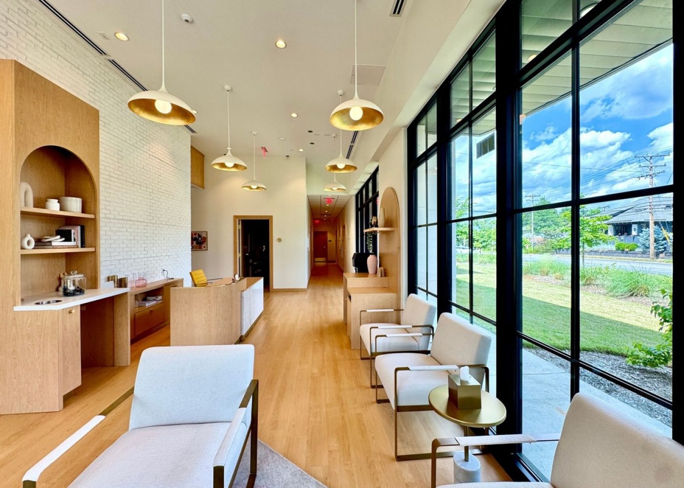 kindbody_charlotte_waiting_jpg