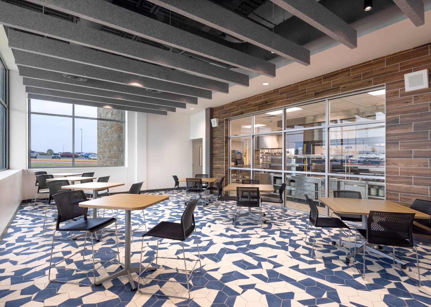 longcreek I-restaurant class_jpg