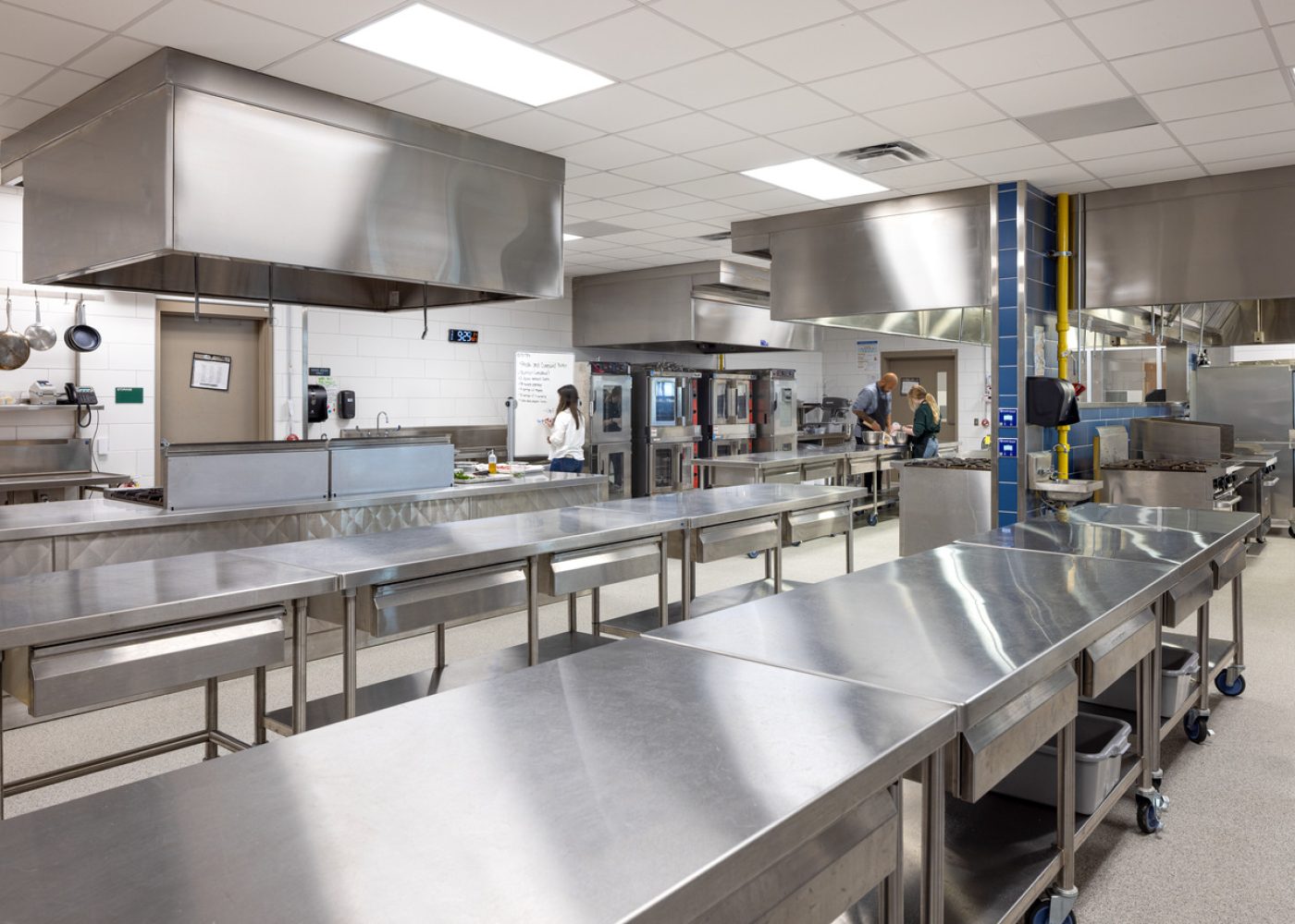 longcreek I-restaurant kitchen_jpg
